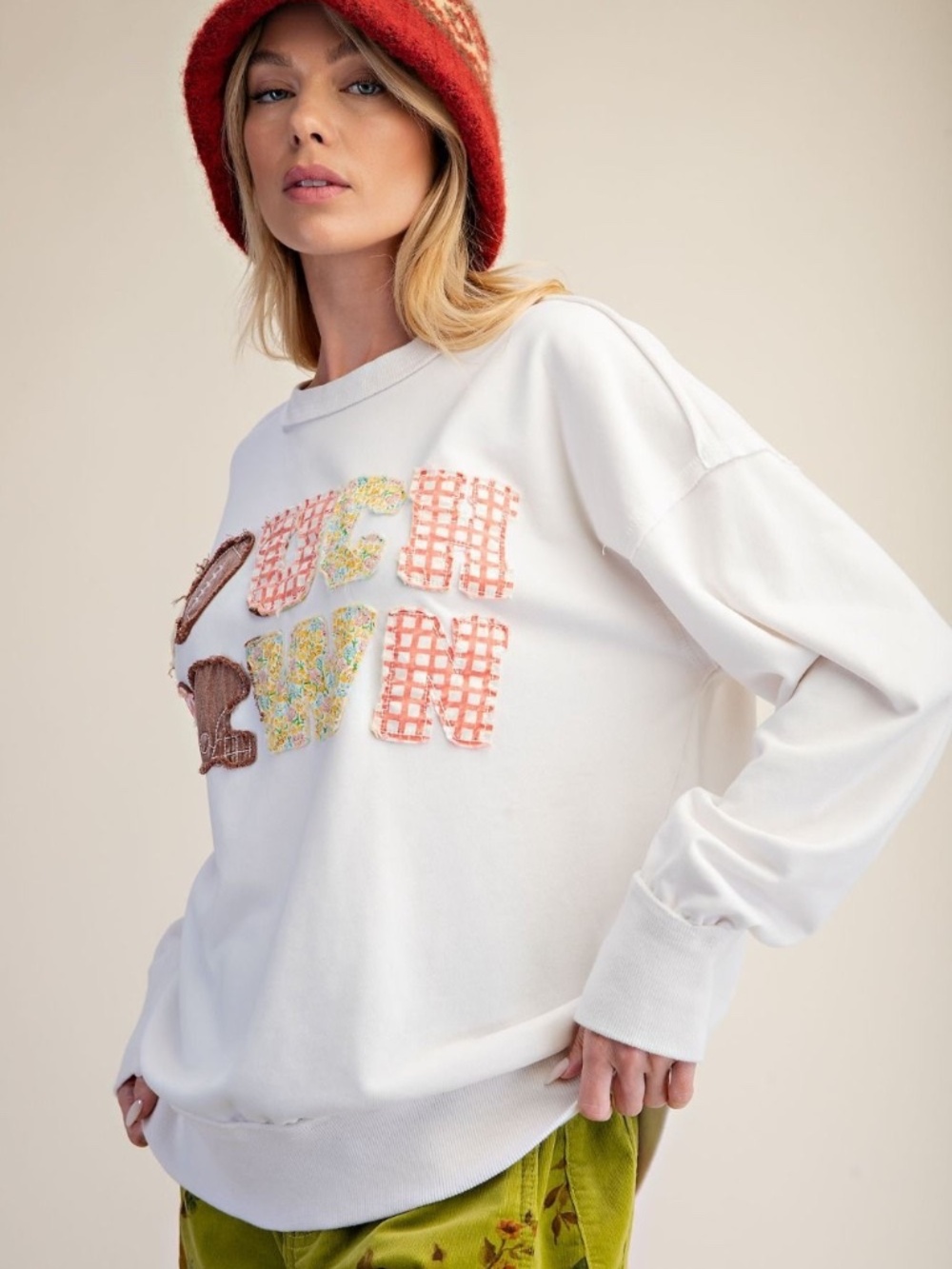 NEW EASEL SWEATSHIRT PATCHWORK GAME DAY PATCH FRONT WASHED TERRY PULLOVER SMALL
